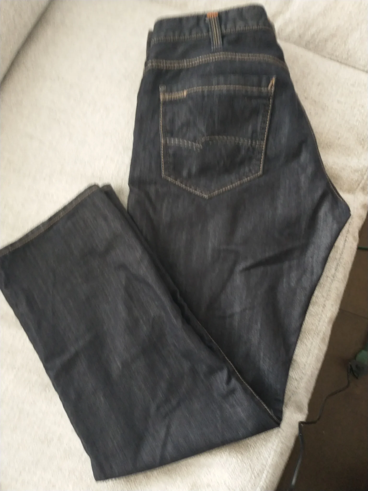 Featured image for Jeans Mavi