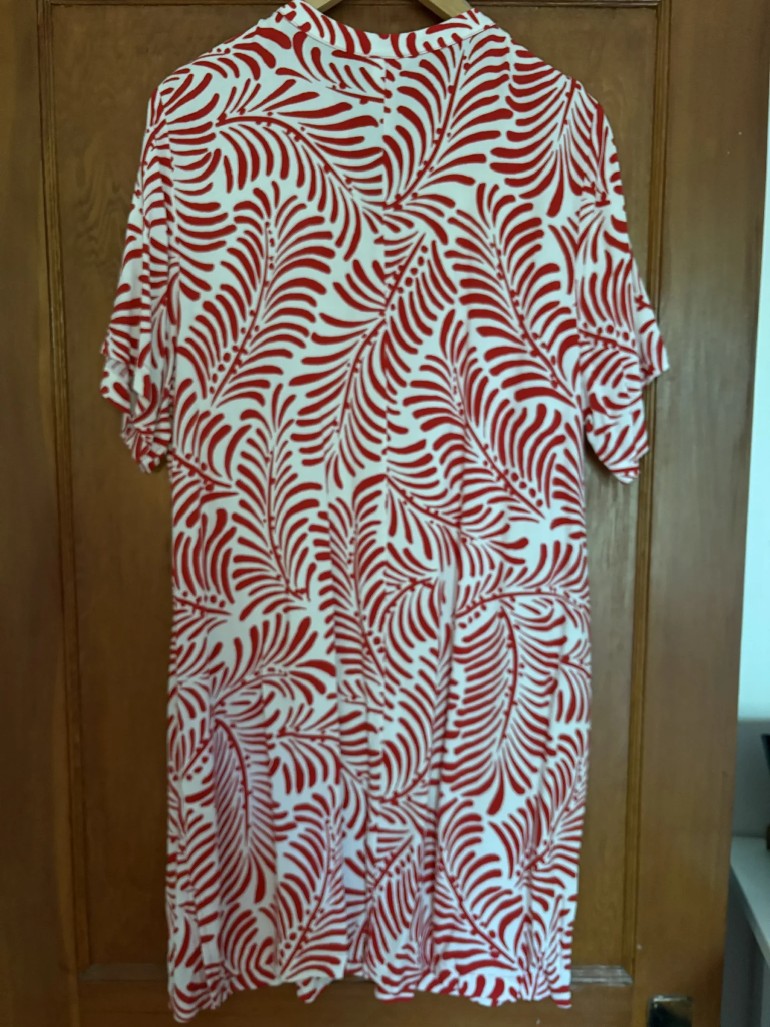 Image for Robe d’été rouge et blanche