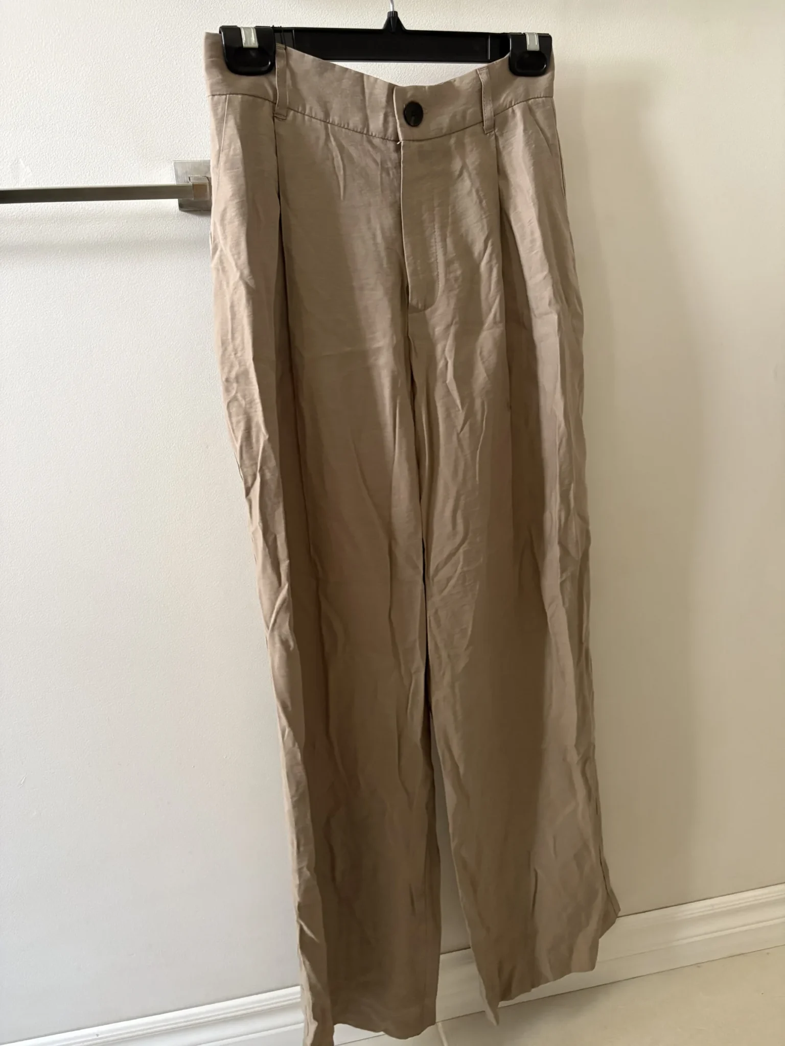 Image for Pantalon fluide propre à pince femme