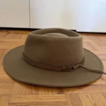 Thumbnail for Chapeau