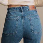 Featured thumbnail for Sézane - jeans slim parfait