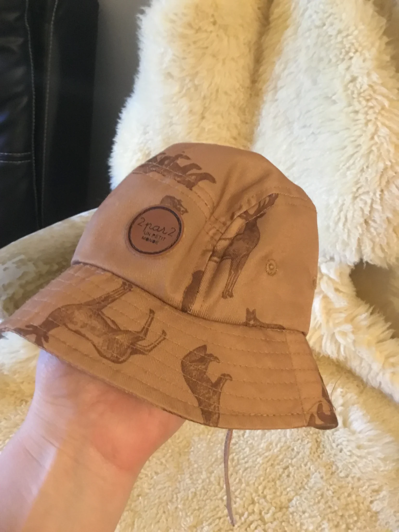 Featured image for Chapeau d’été avec attache, pour bébé, 6-12 mois