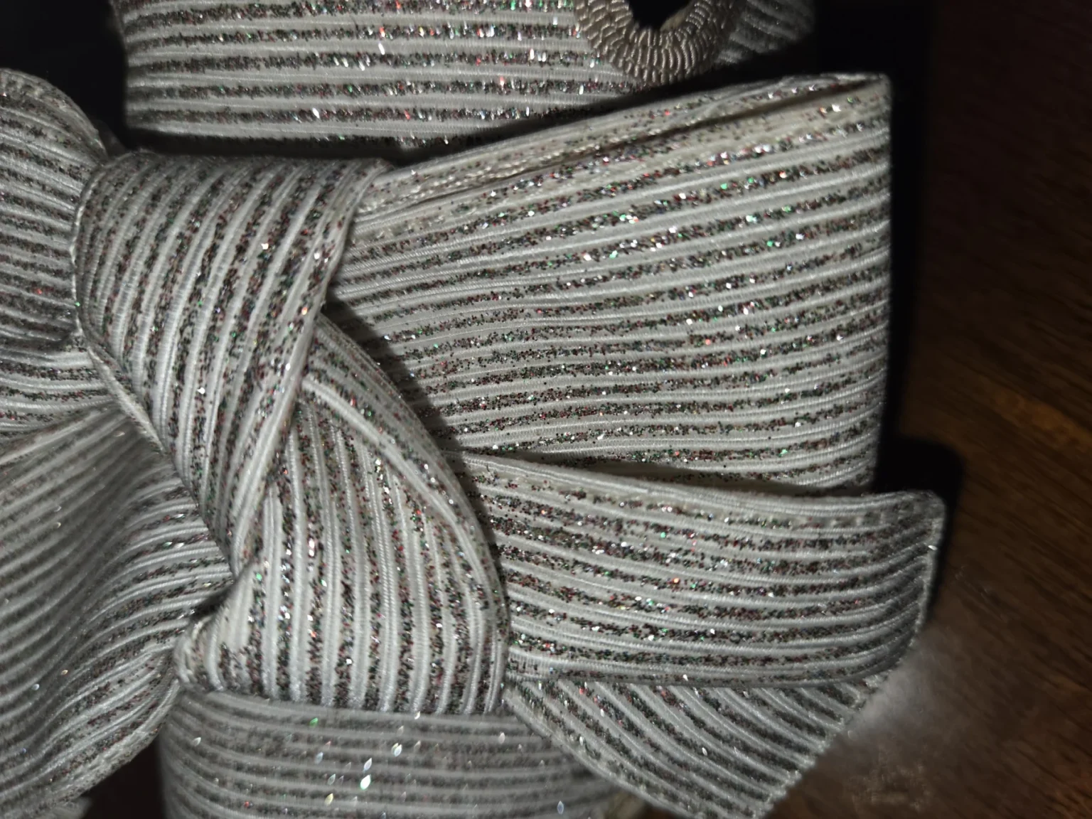 Image for Browns-Mules blanche et argentée en toile à fils scintillants