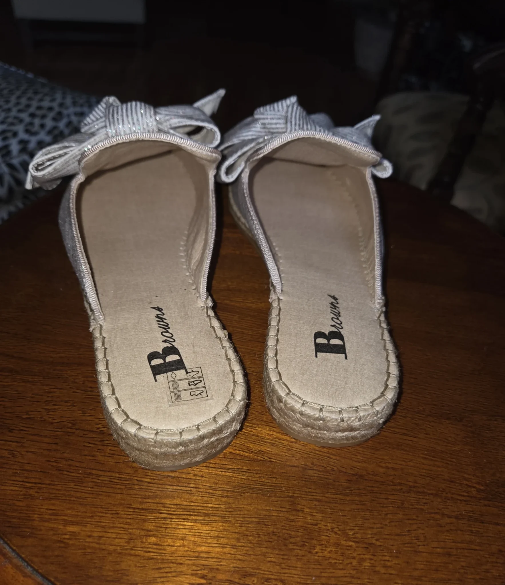 Image for Browns-Mules blanche et argentée en toile à fils scintillants