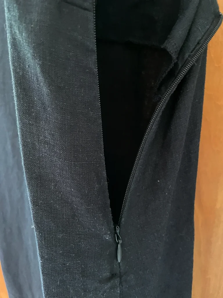 Image for Robe trapèze noire en lin United Colors of Benetton – sans manches
