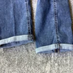 Thumbnail for Jeans pantacourt « Contemporaine ».