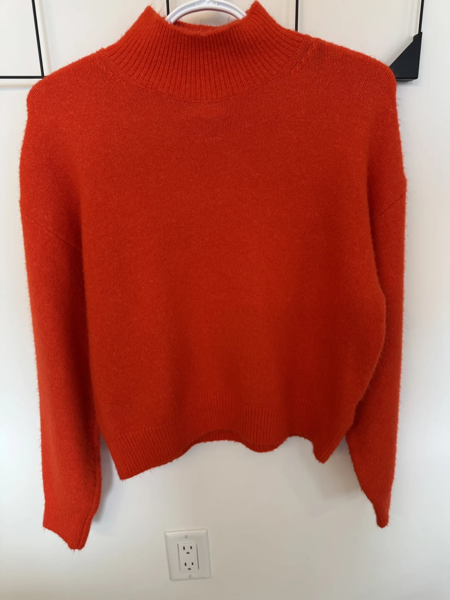 Featured image for Chandail orange doux