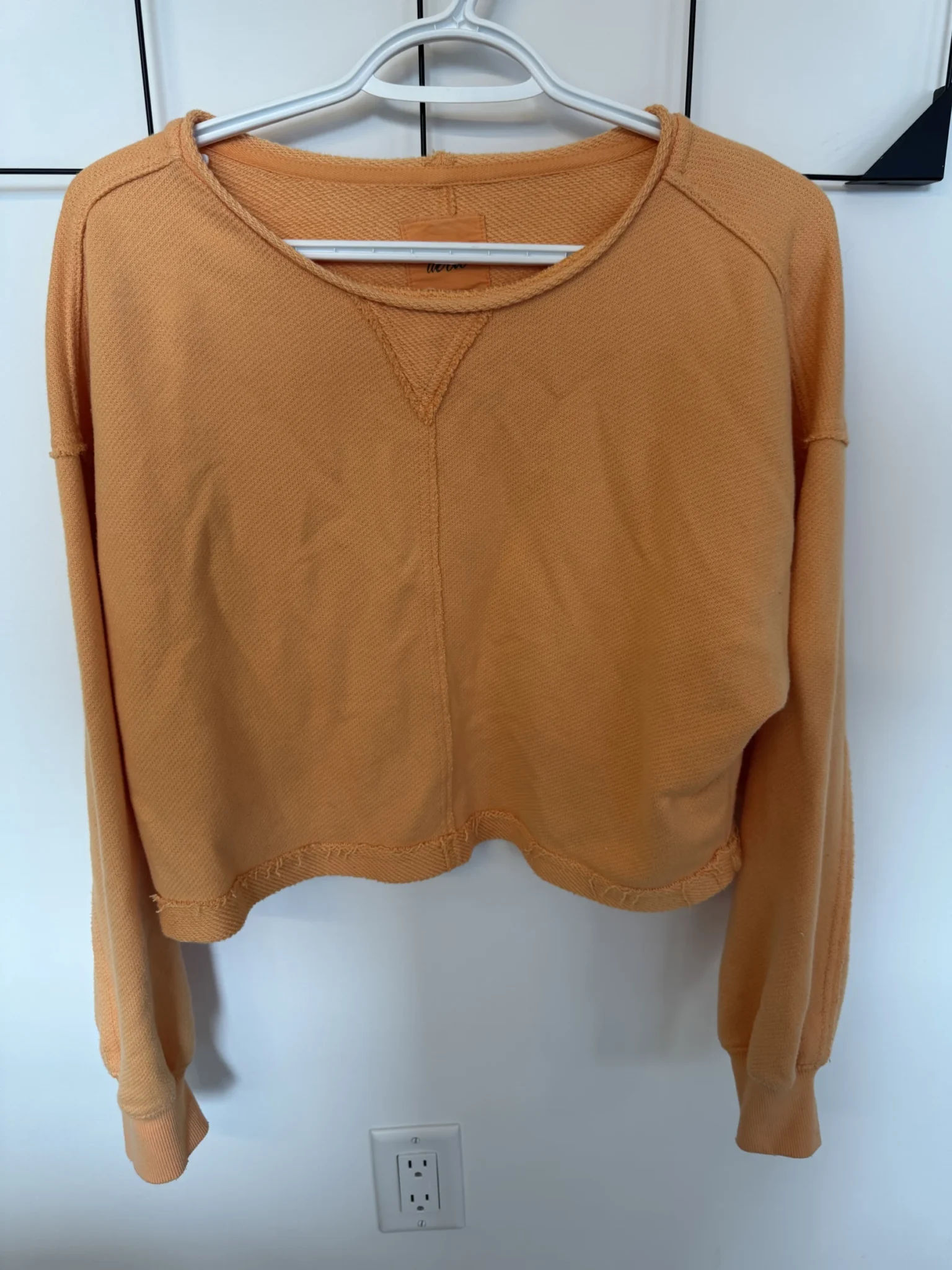 Featured image for Short orange jumper