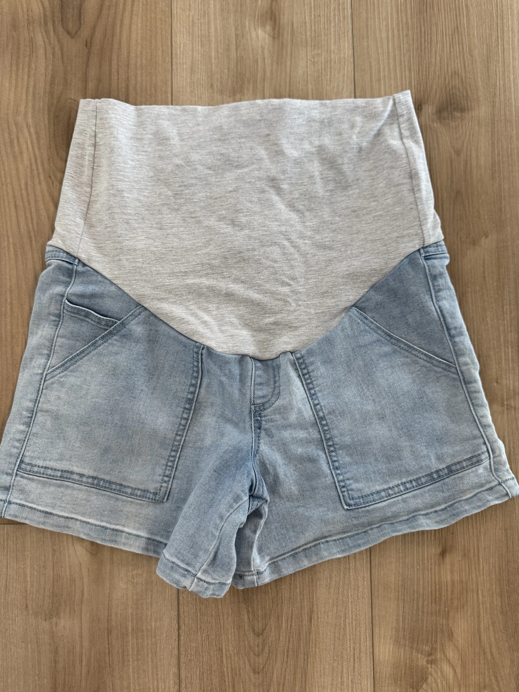 Short de maternité Rose Maternité seconde main