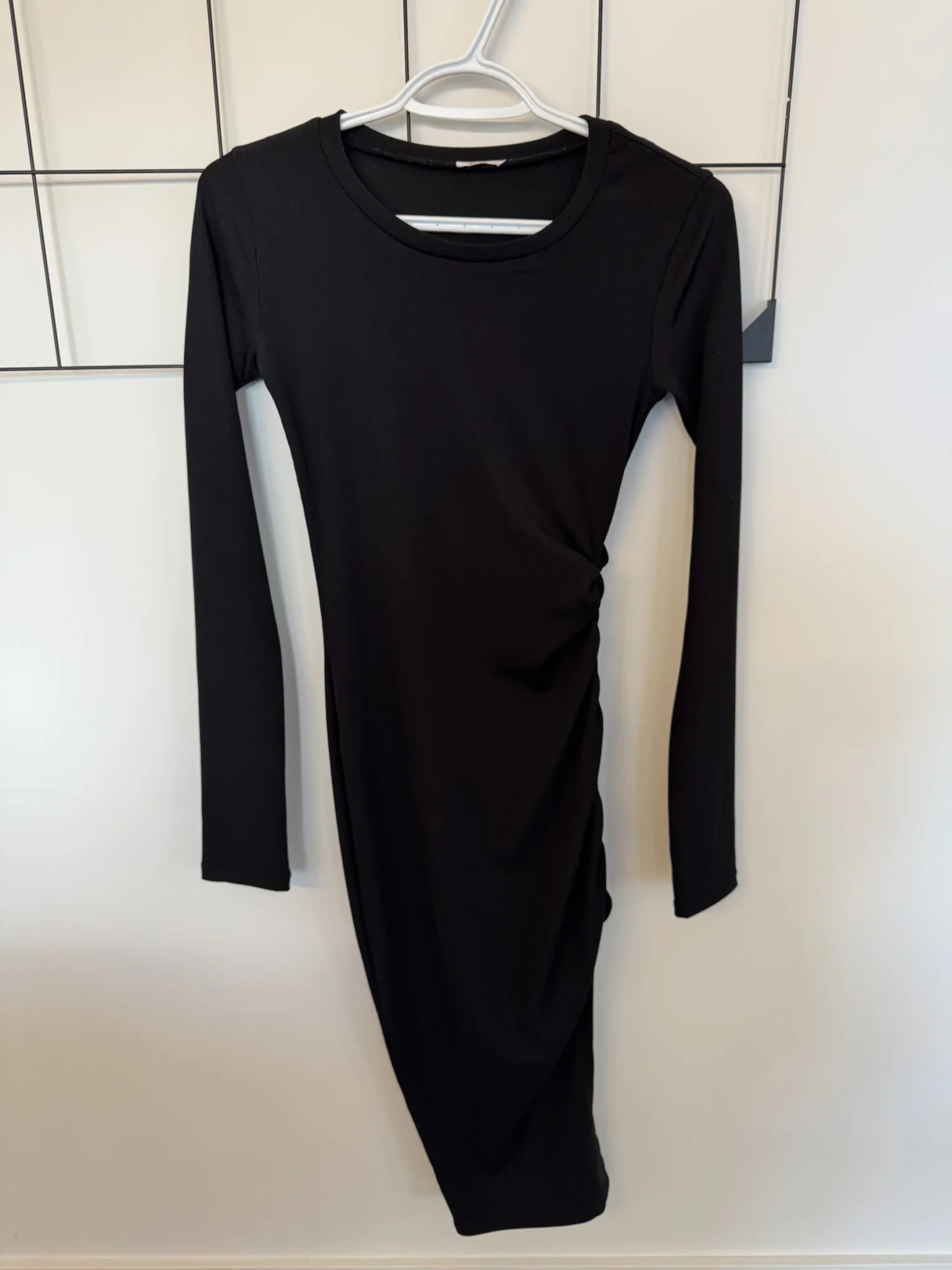 Featured image for Robe noir