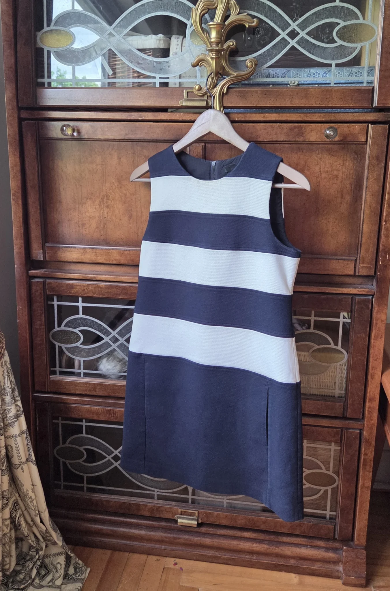 Image for THEORY- Magnificent navy blue and white dress