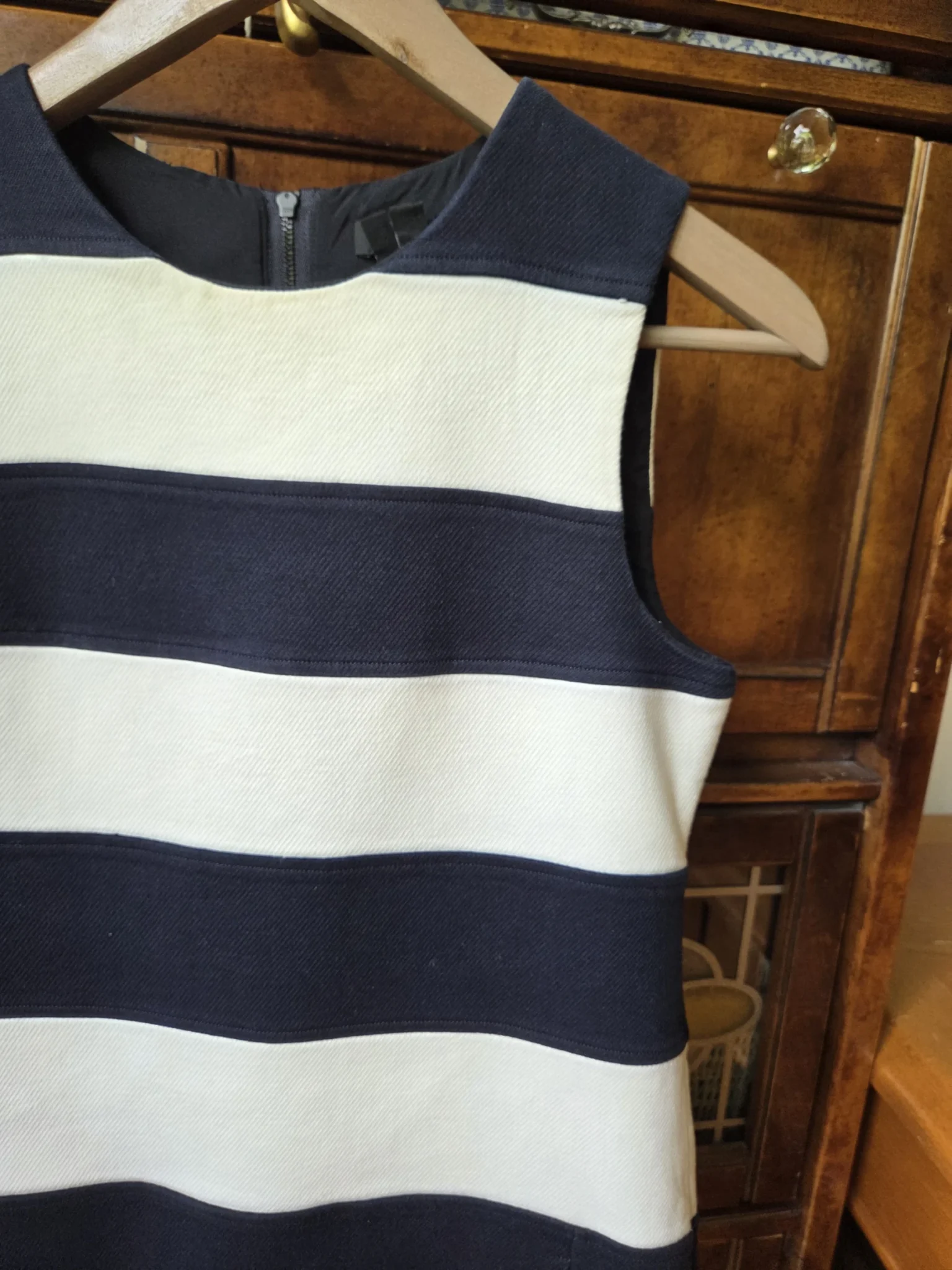 Image for THEORY- Magnificent navy blue and white dress