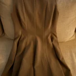 Thumbnail for Robe chic