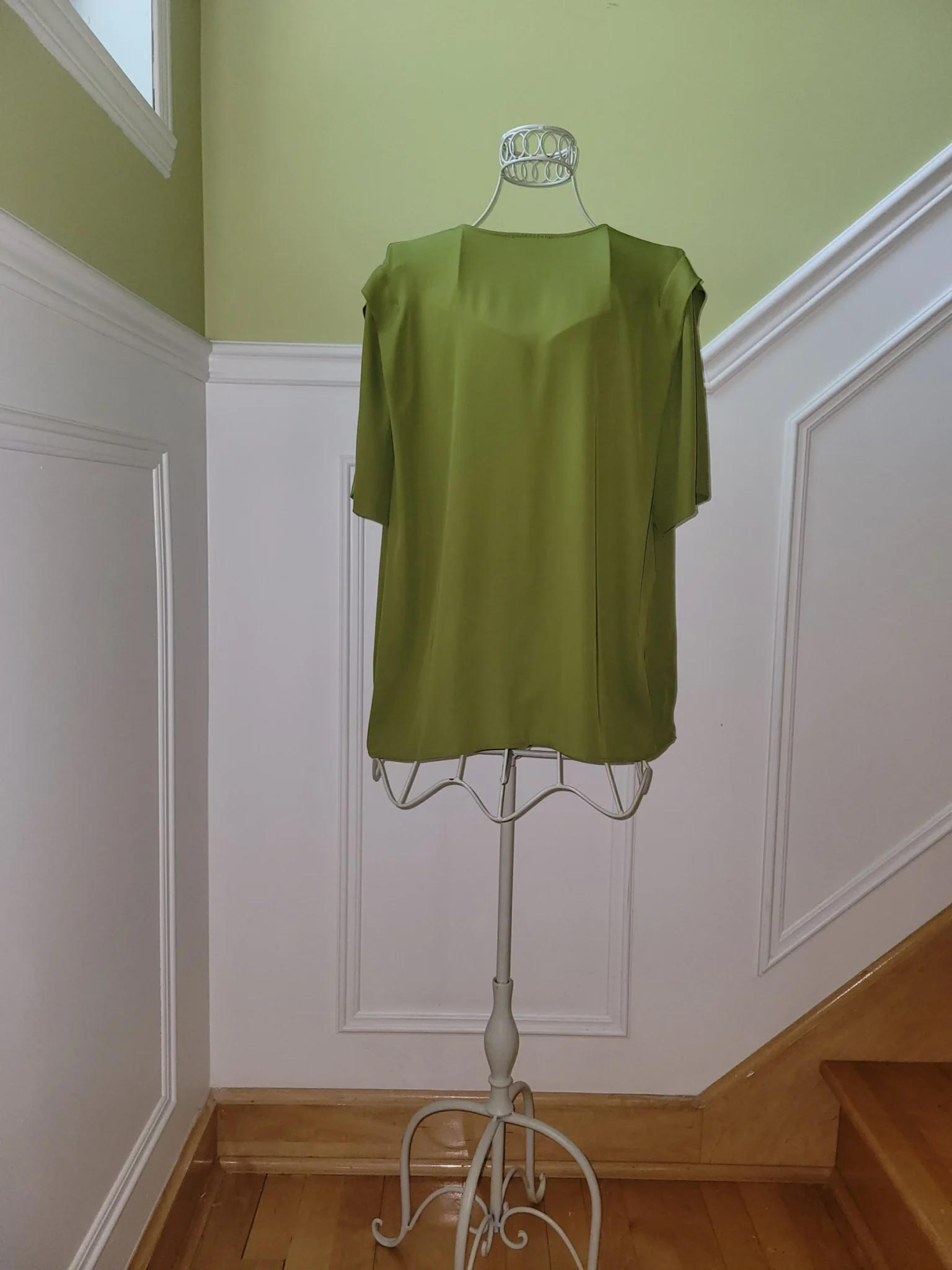 Image for Chandail satiné vert