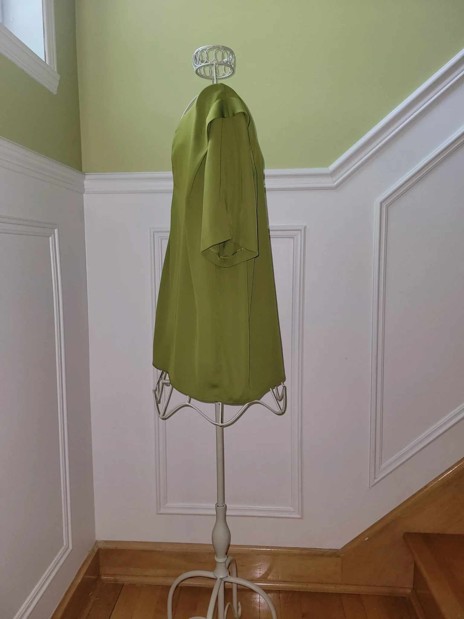 Image for Chandail satiné vert