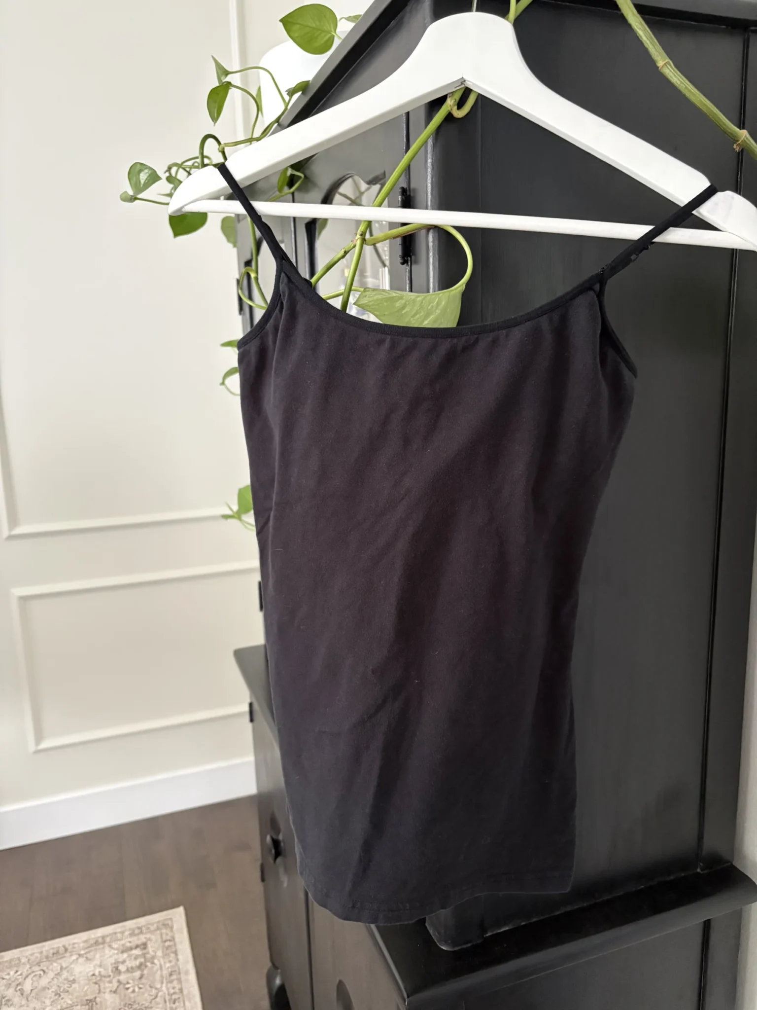 Featured image for Camisole with small straps