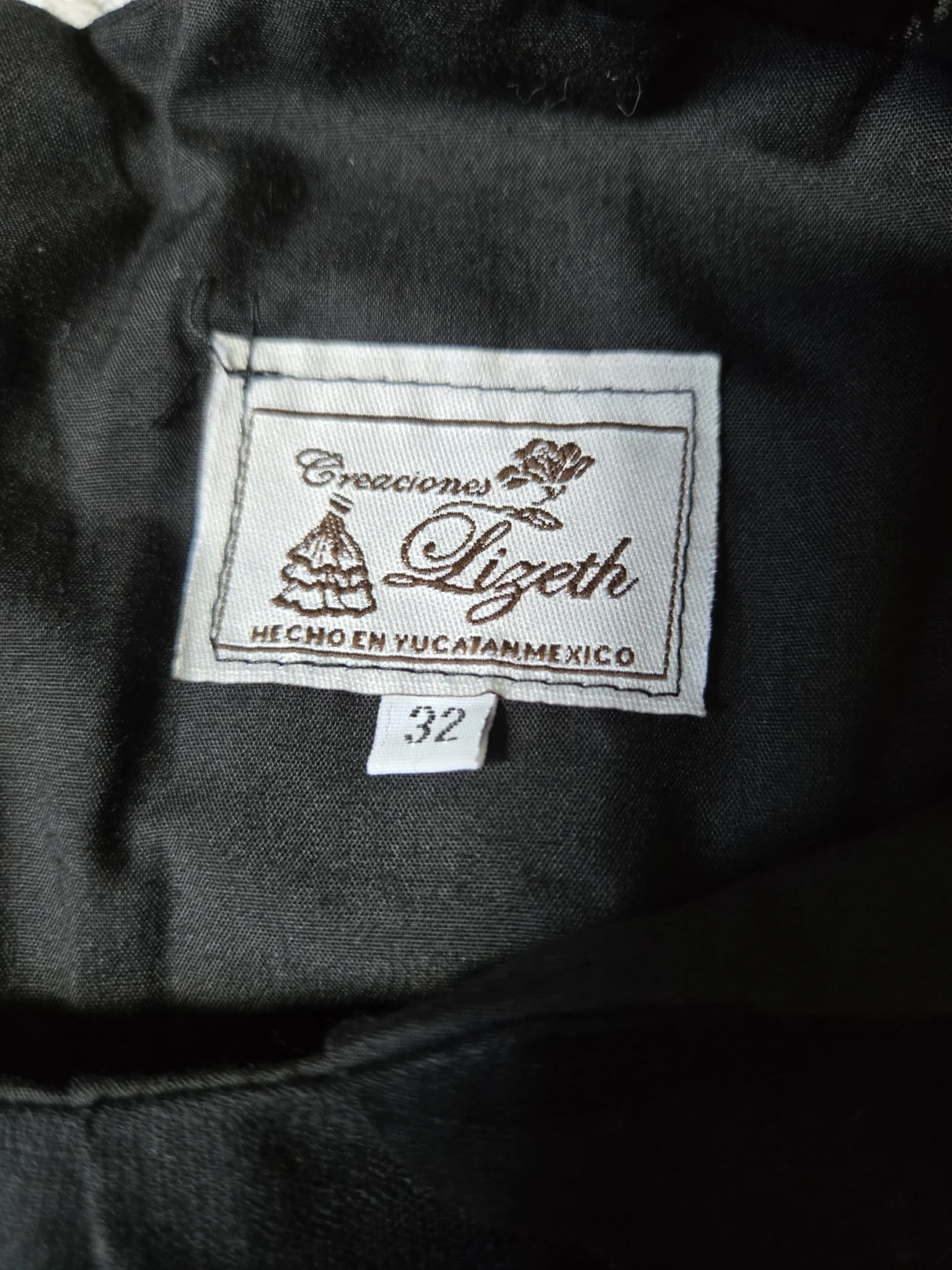 Image for Creaciones Lizeth ; Petite Robe noire Classique