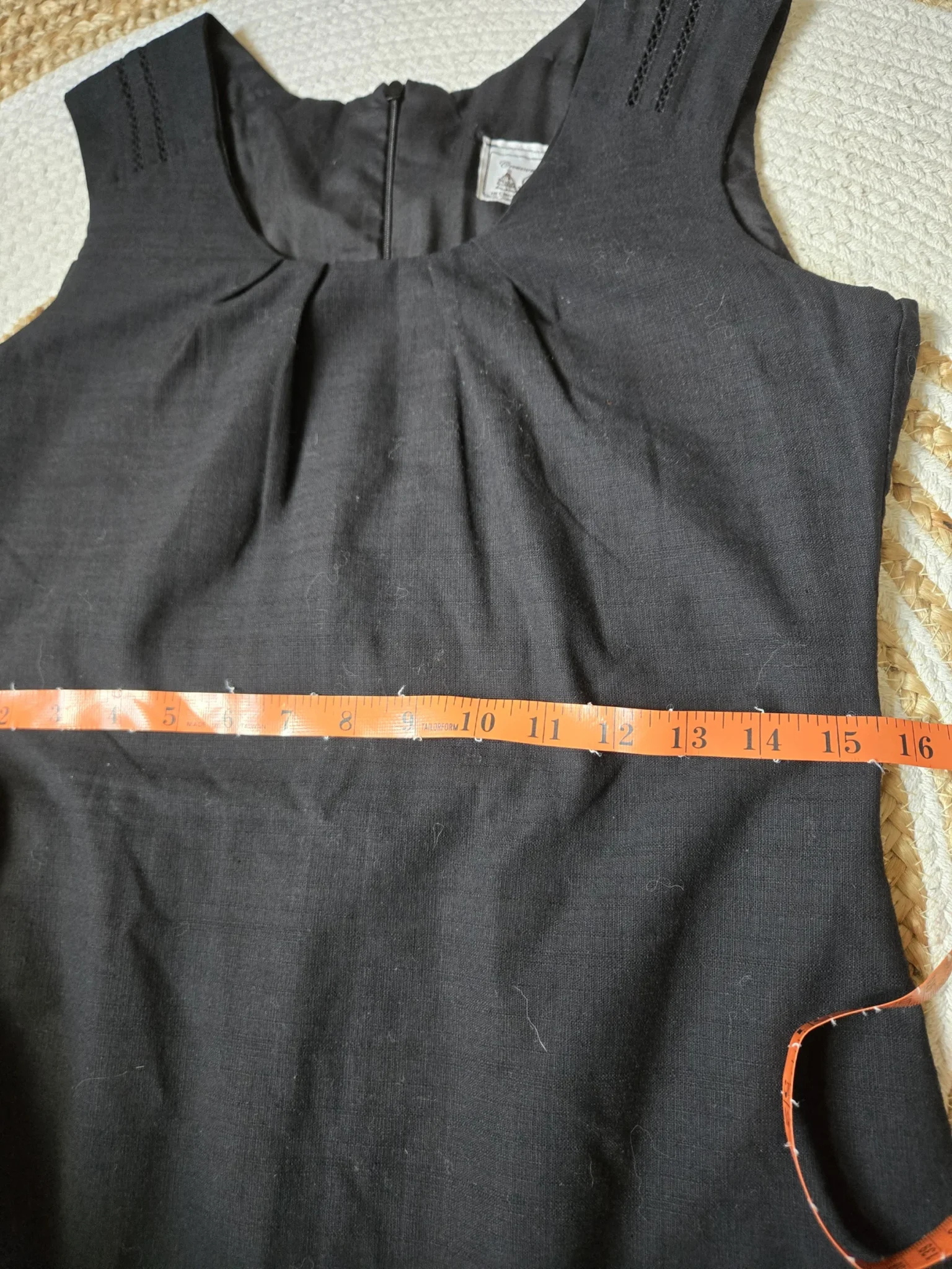 Image for Creaciones Lizeth ; Petite Robe noire Classique