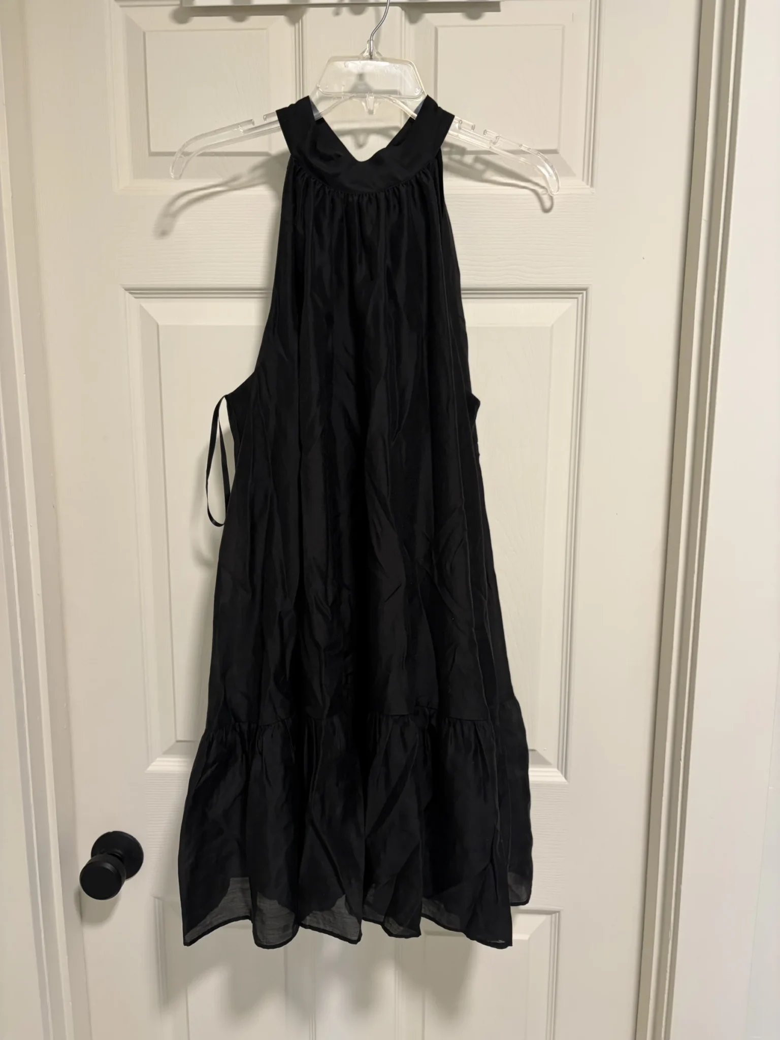 Featured image for Robe courte noire