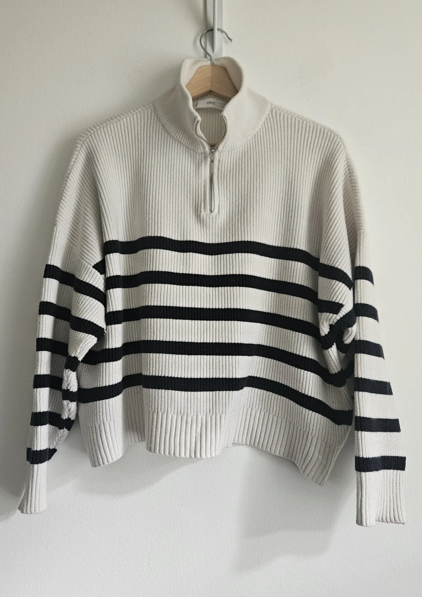 Image for 🌷Pull rayé à zip - Mango