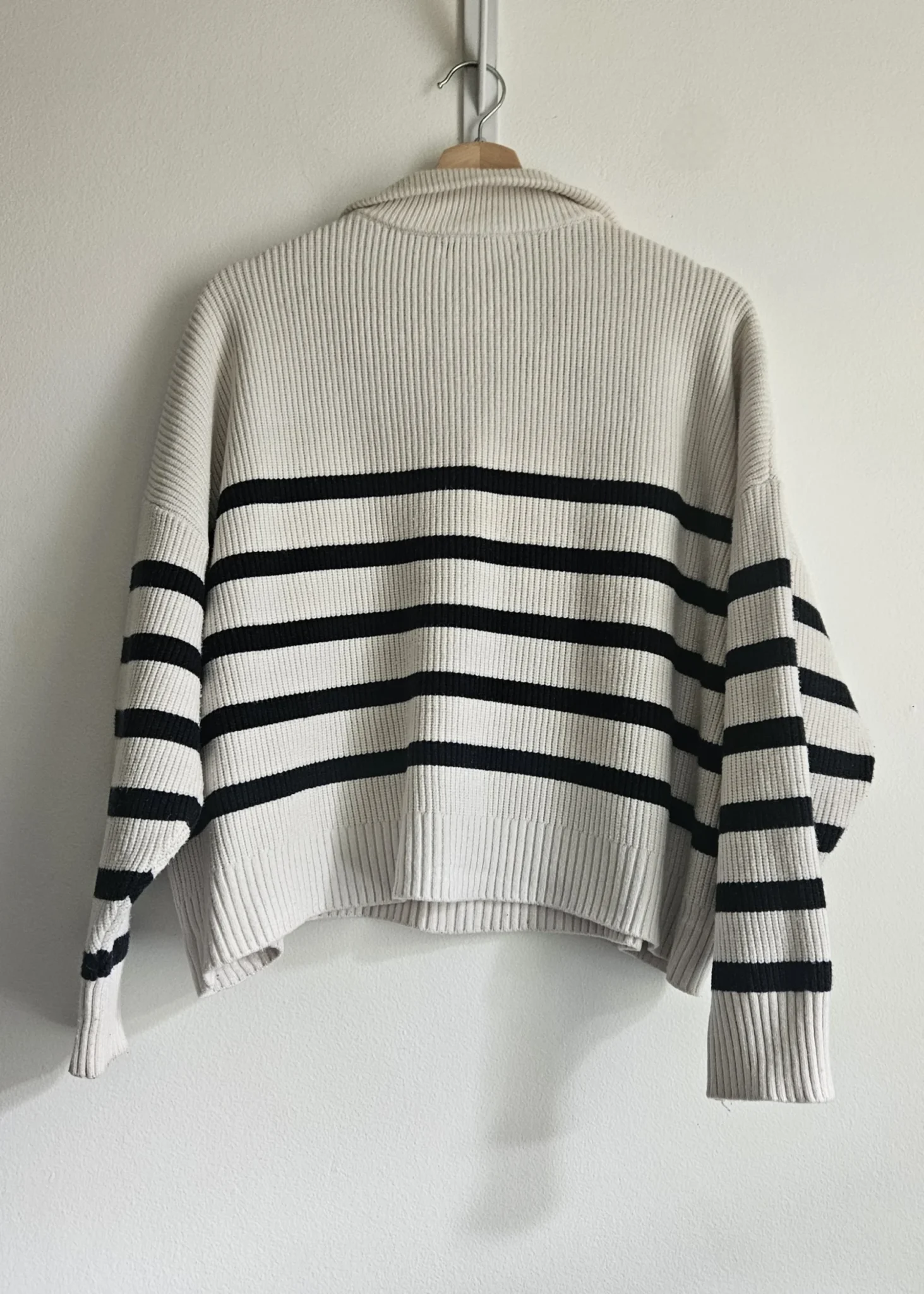 Image for 🌷Pull rayé à zip - Mango
