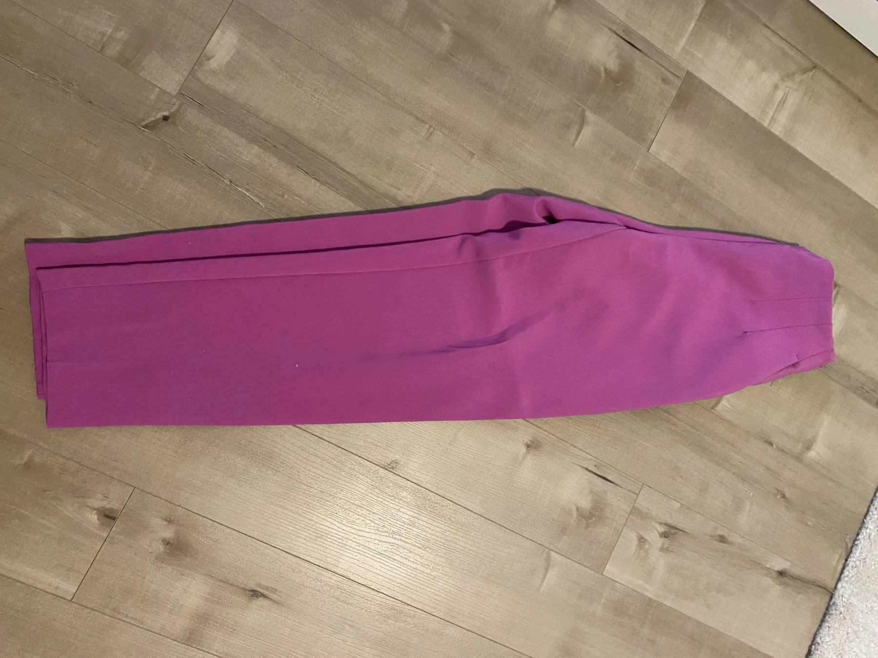 Pantalon kendal rose du Dynamite Dynamite seconde main