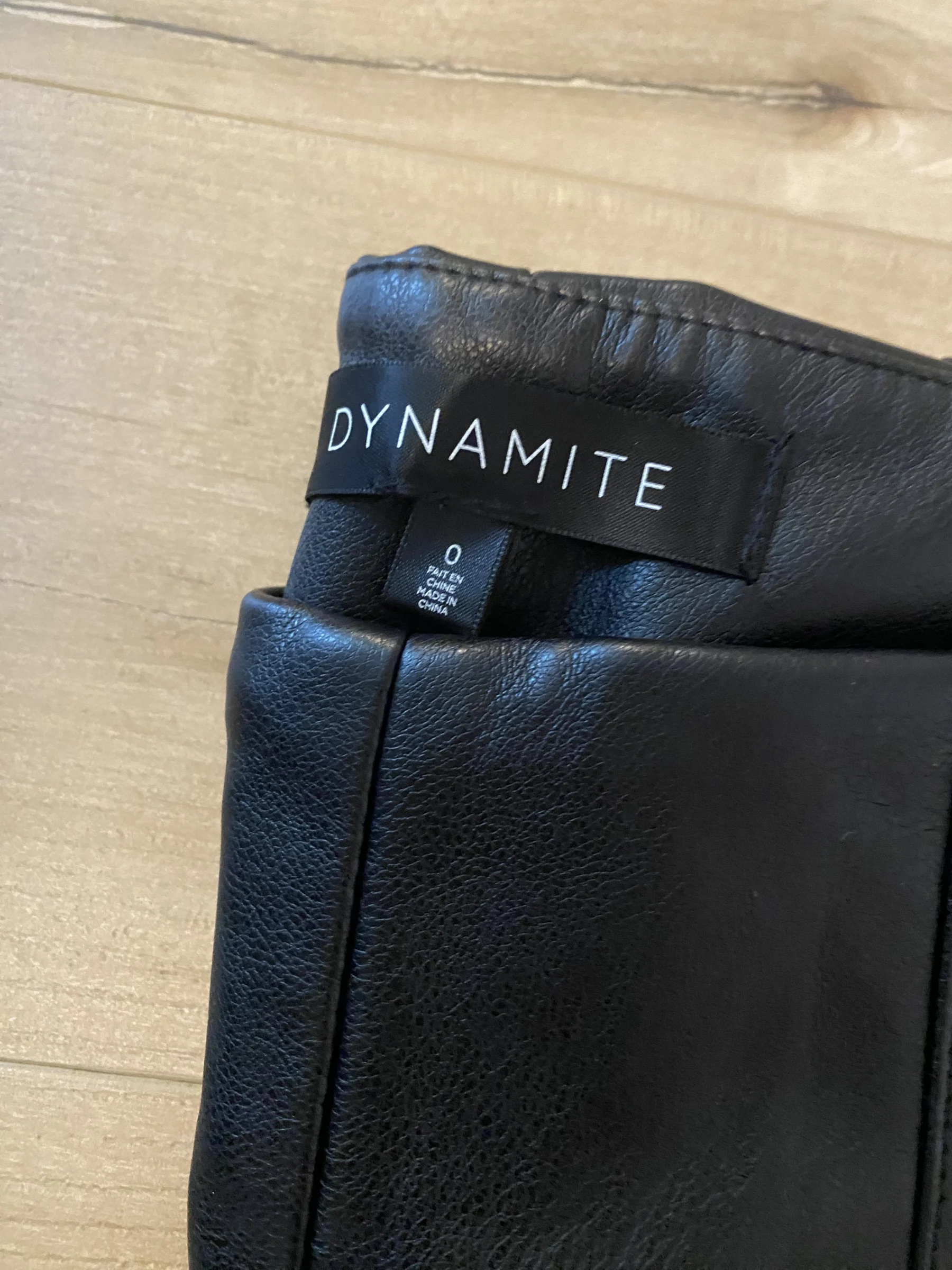 Pantalon en cuir Dynamite seconde main