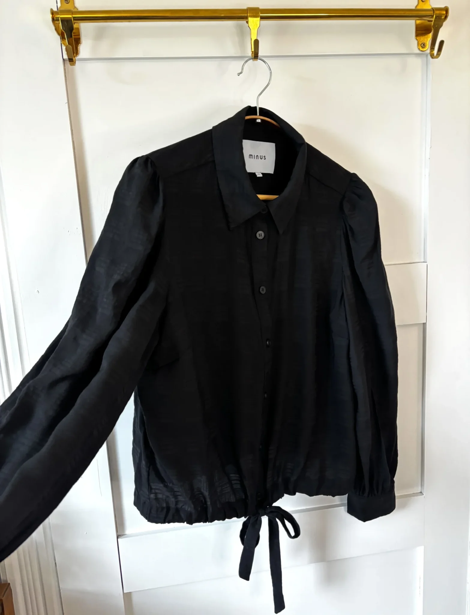 Image for ♥️Blouse black MINUS
