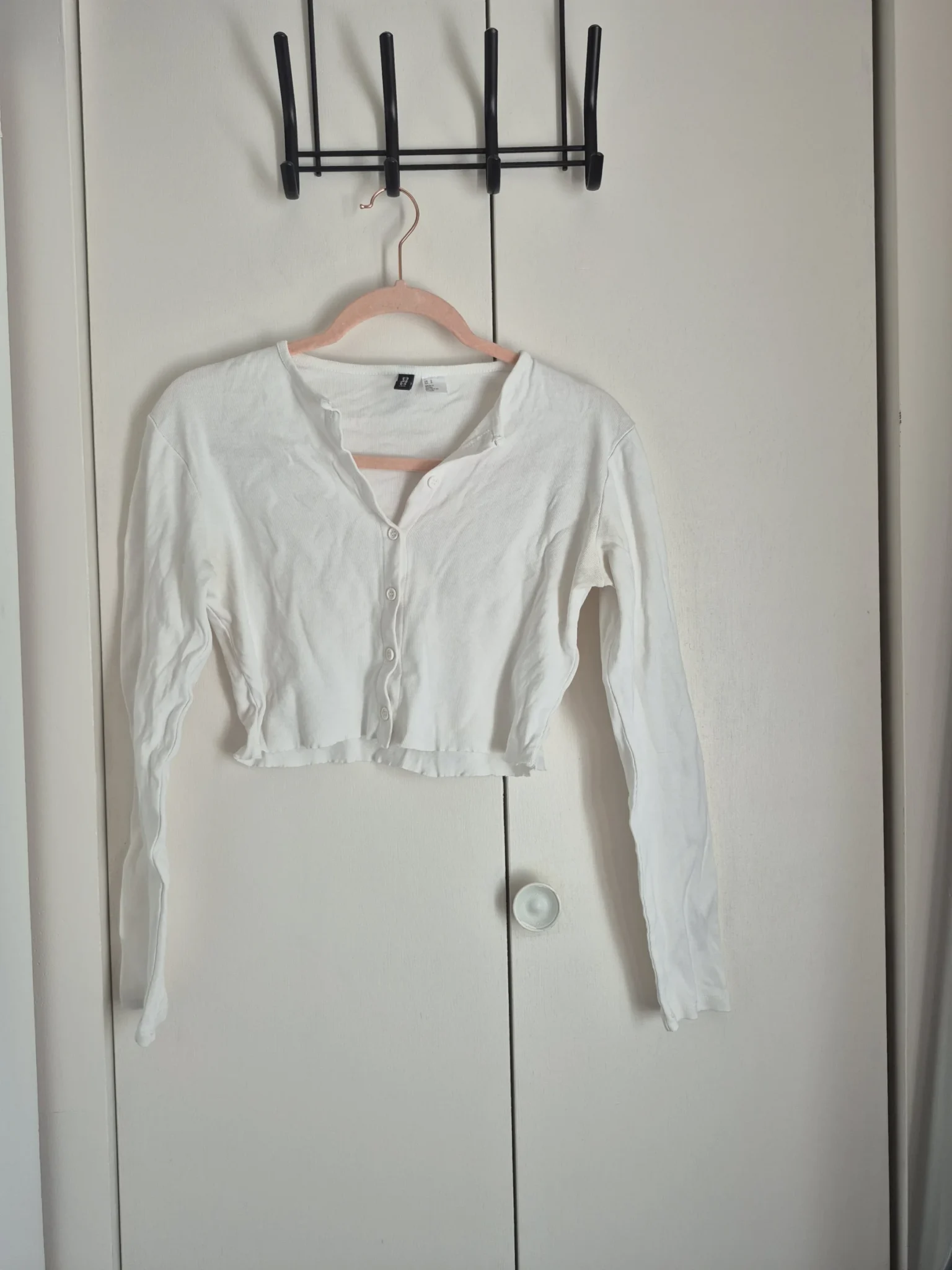 Featured image for HM Small white jumper