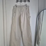 Featured thumbnail for Pantalon beige cargo Garage grandeur 0