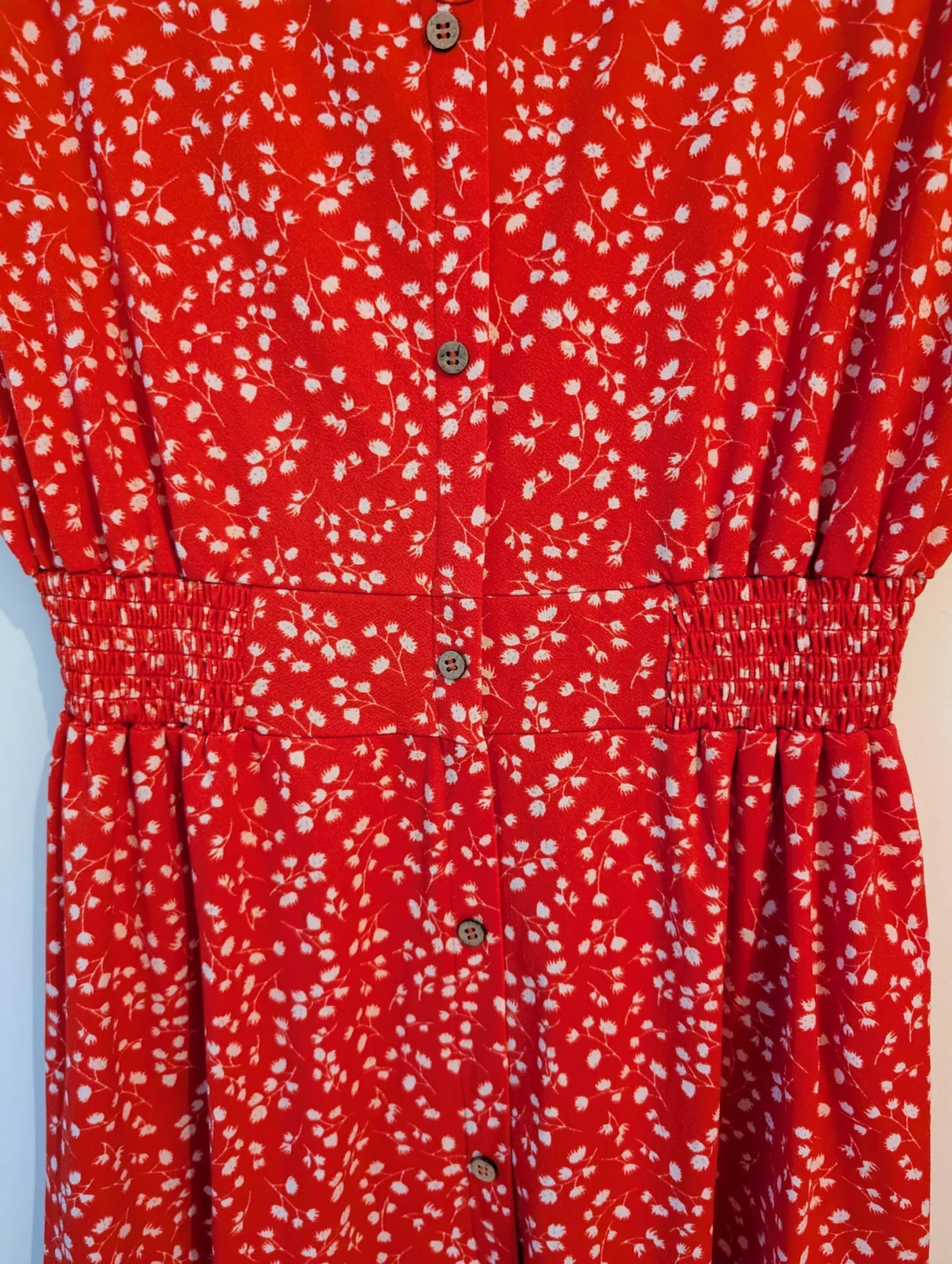Image for Robe mi-courte rouge à imprimé fleuri blanc