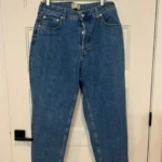 Featured thumbnail for Jean  The curvy Everlane