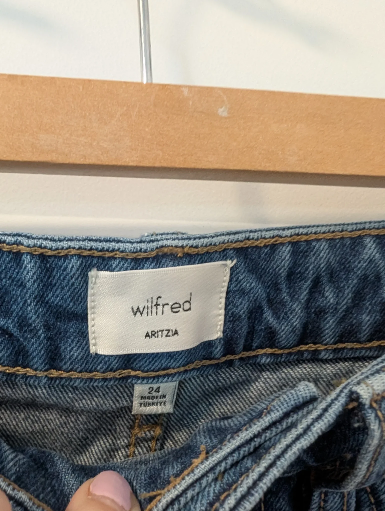 Image for Aritzia/Wilfred Short "Publicity" Sz 24
