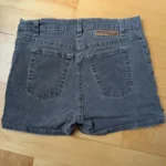 Thumbnail for Short gris de type jeans