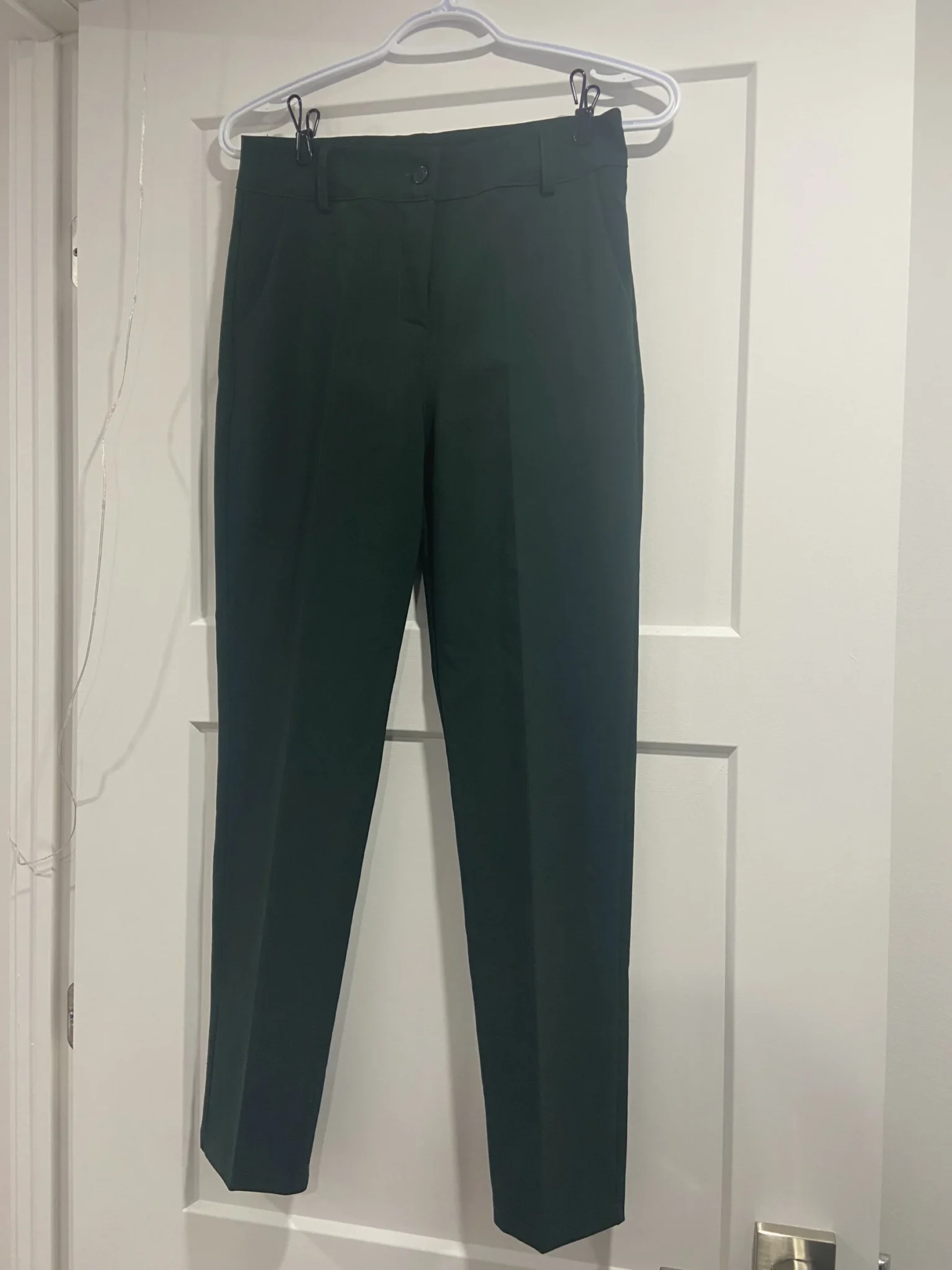 Featured image for Pantalon de costume vert canard
