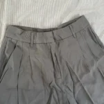 Featured thumbnail for Short léger