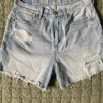 Featured thumbnail for Short en jeans