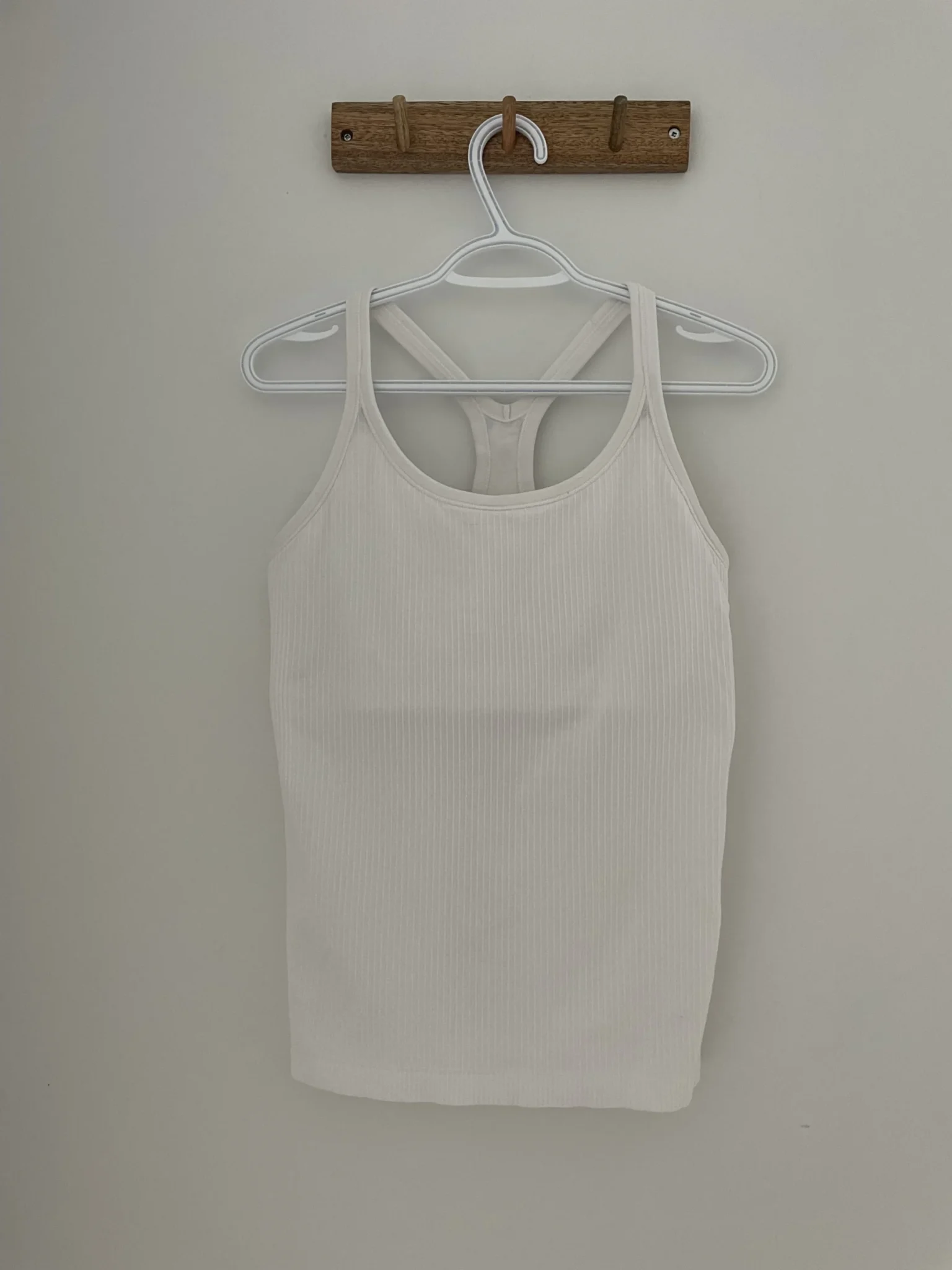 Featured image for Camisole Lululemon