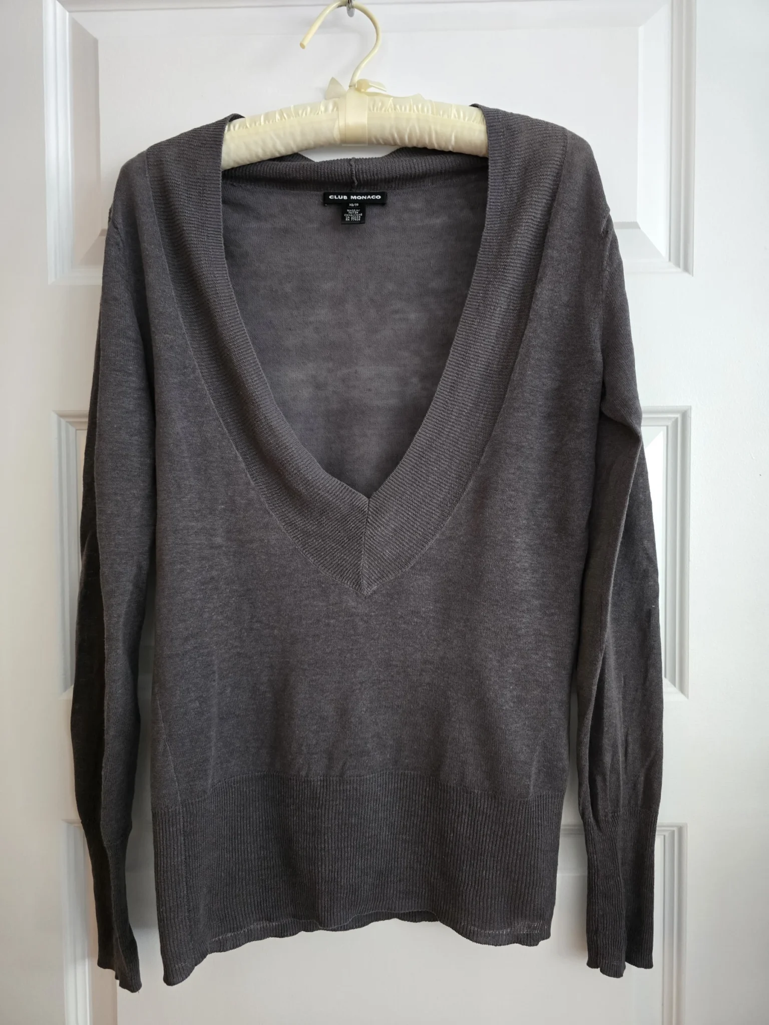 Featured image for 🌟 Vneck Club Monaco en lin