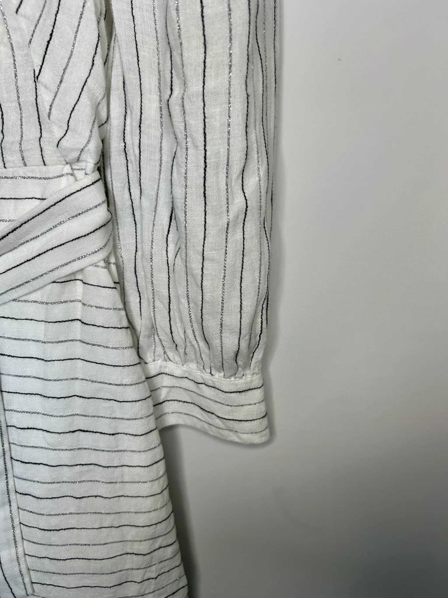 Image for Robe à rayures métalliques avec ceinture