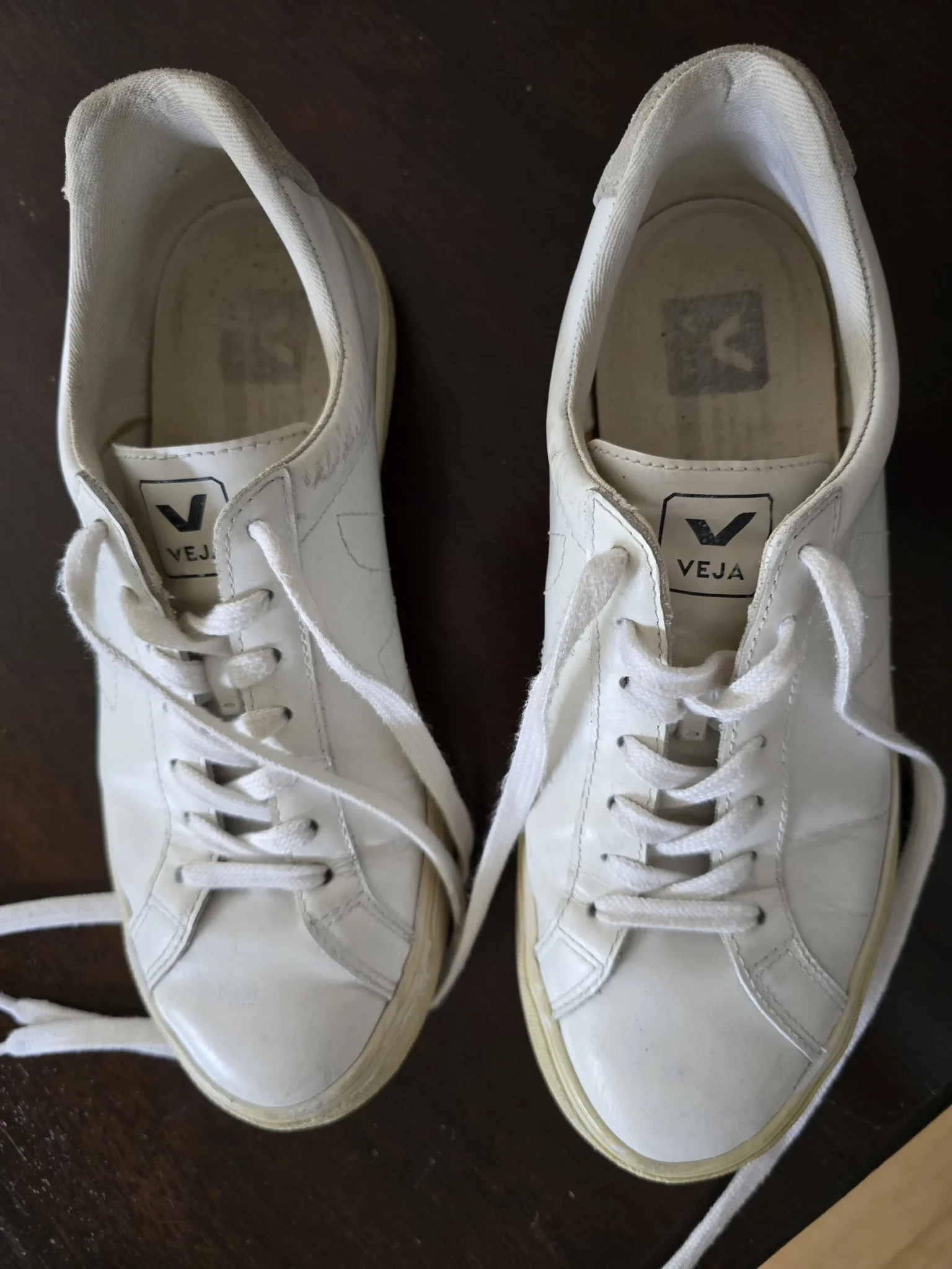 Image for 🌟 Basket Veja en cuir blanc
