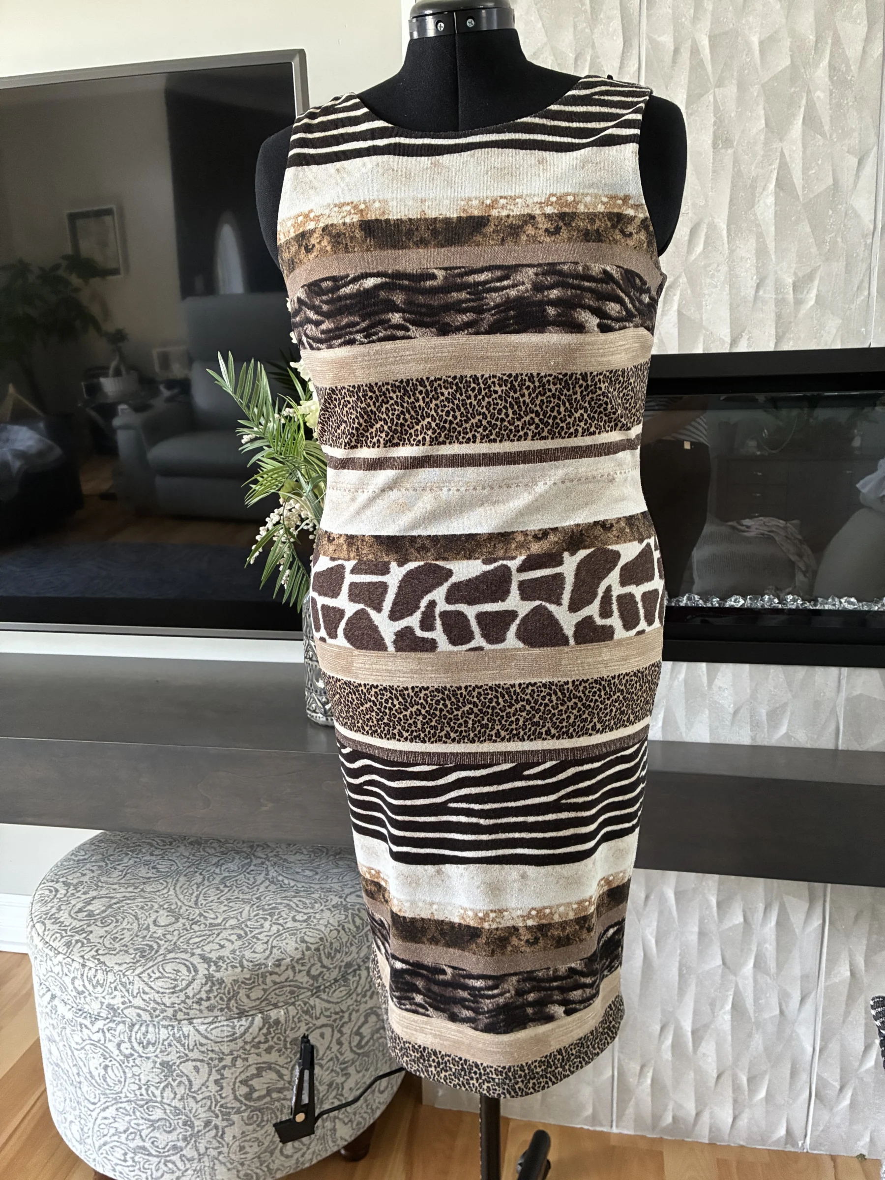 Robe à motif animal Frank Lyman seconde main