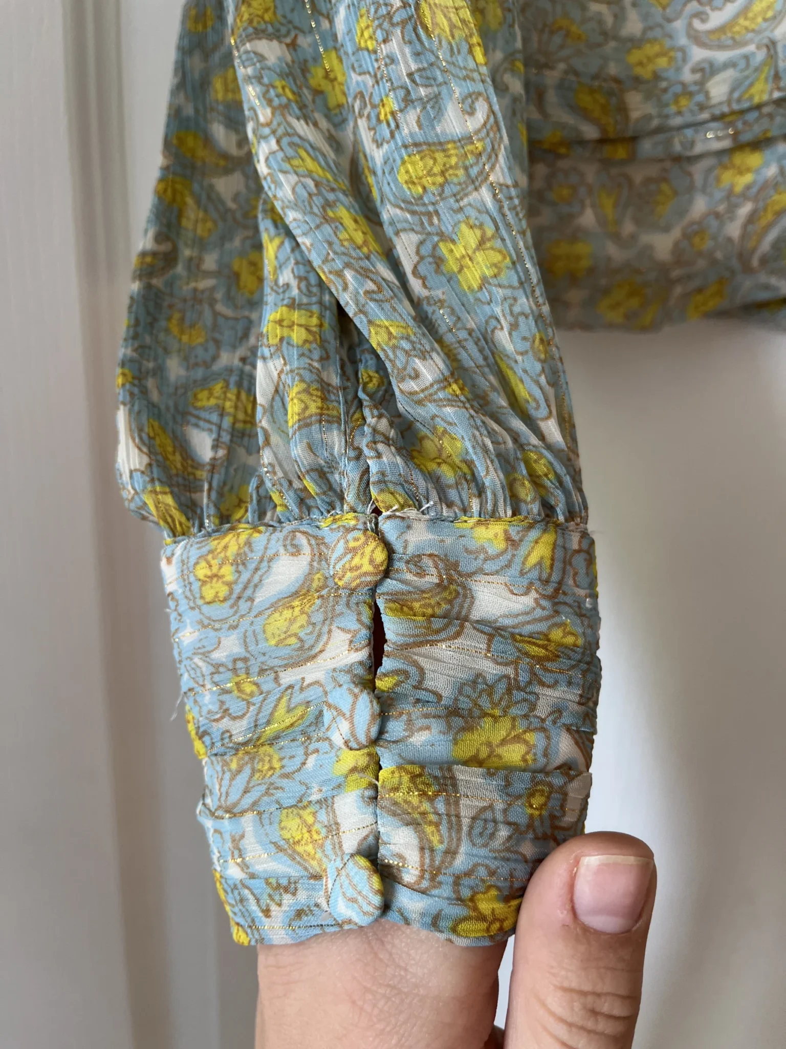 Image for Zara blouse size L floral pattern blue and yellow