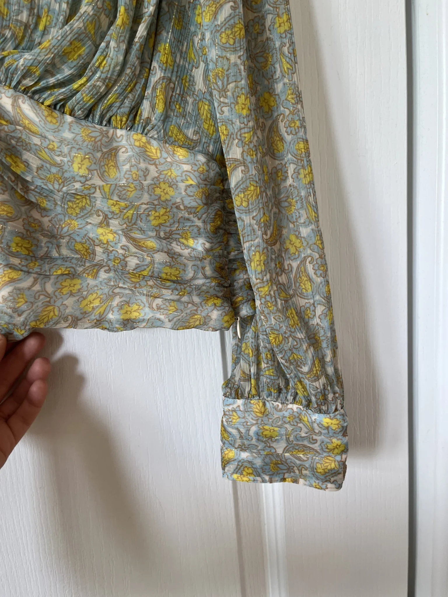 Image for Zara blouse size L floral pattern blue and yellow