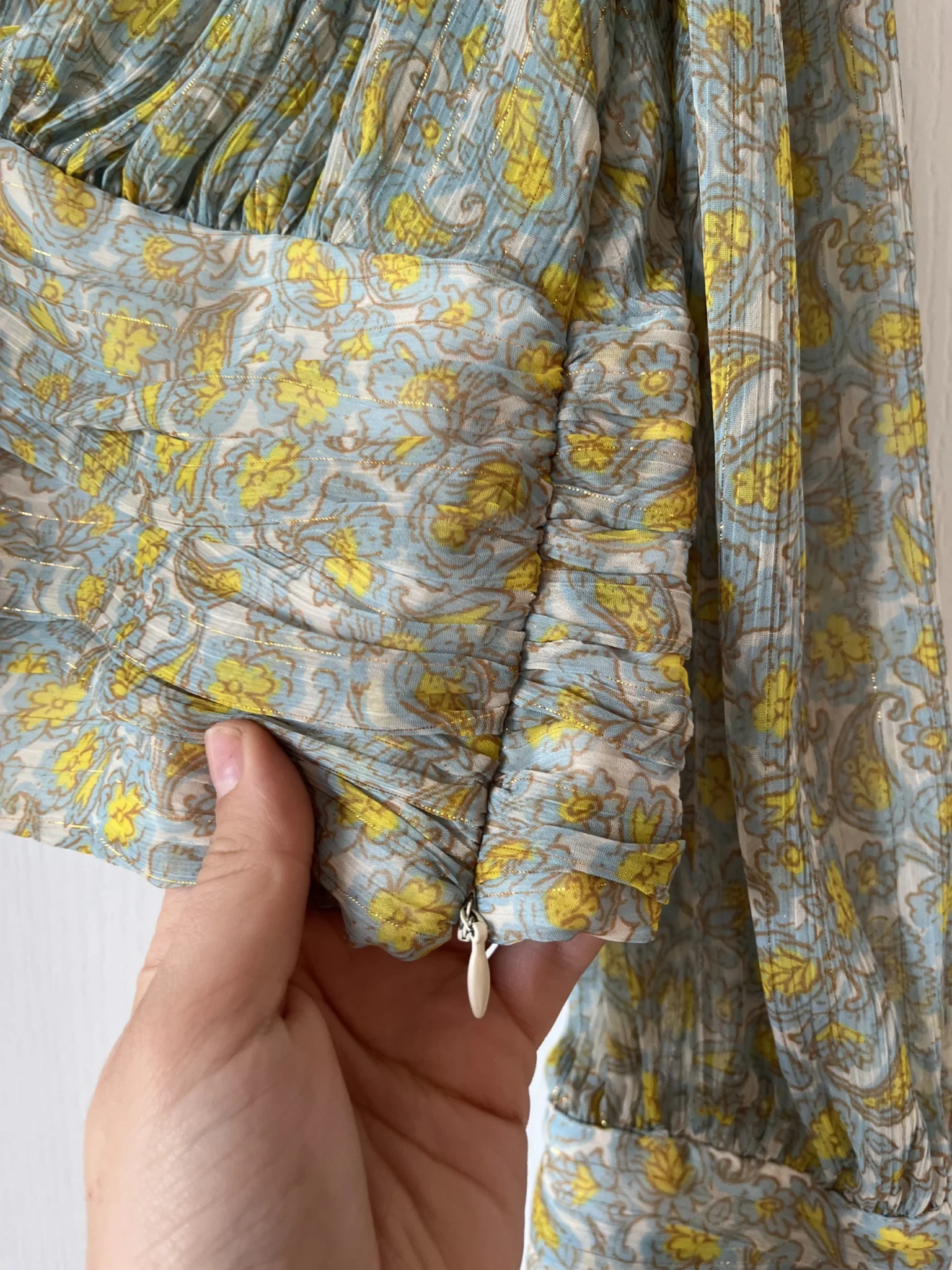 Image for Zara blouse size L floral pattern blue and yellow