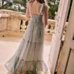 Featured thumbnail for Robe Sézane modèle Phily taille 38 bleu et blanc fleuris