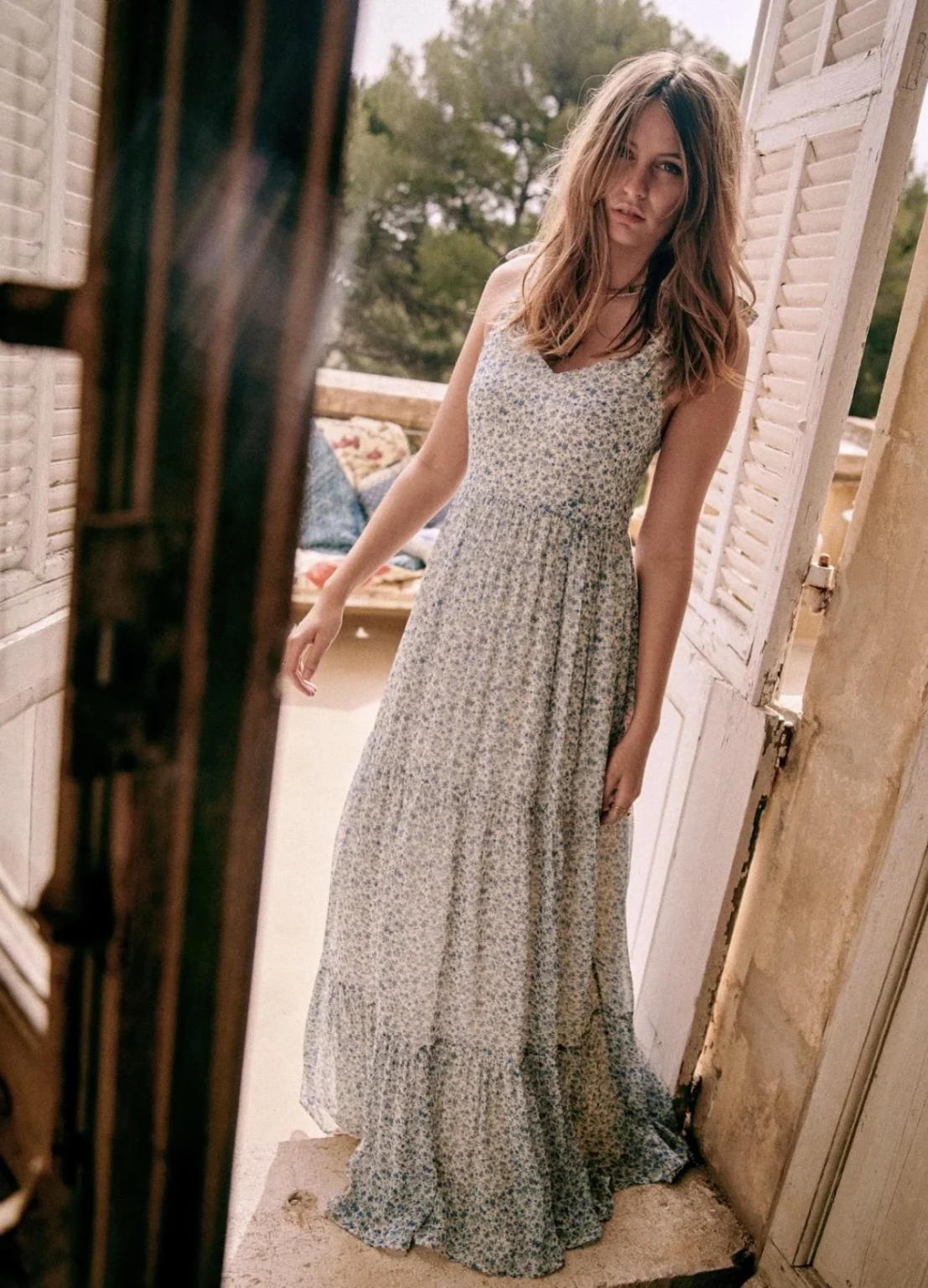 Image for Robe Sézane modèle Phily taille 38 bleu et blanc fleuris