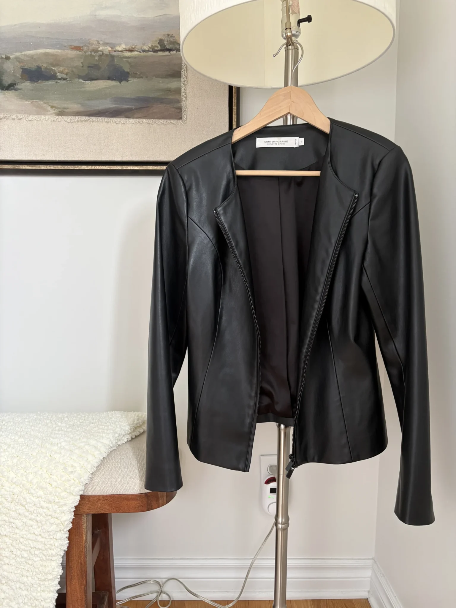 Featured image for Manteau en faux cuir Simons