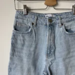 Featured thumbnail for Mom jean Zara