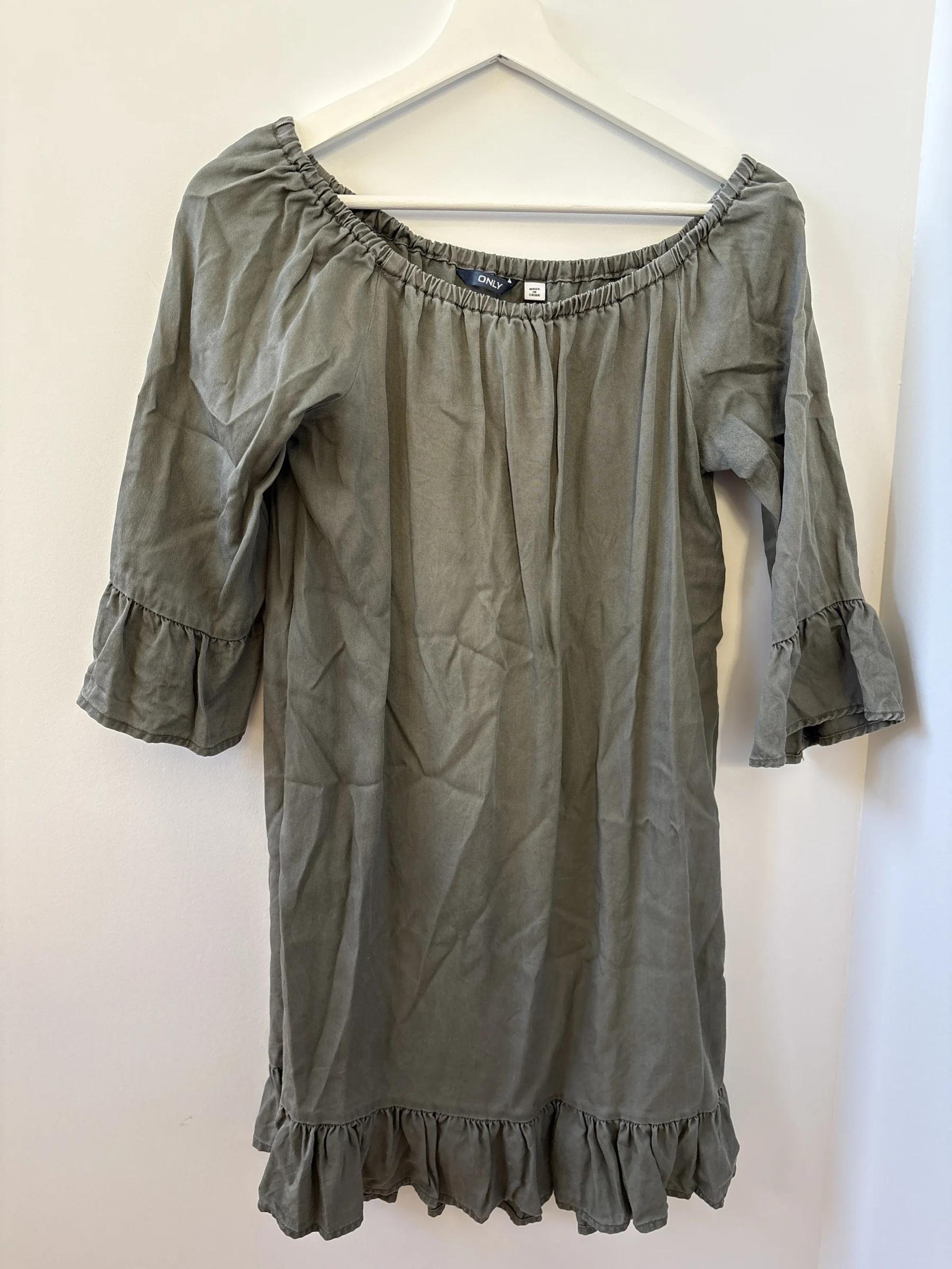 Robe Kaki Only seconde main